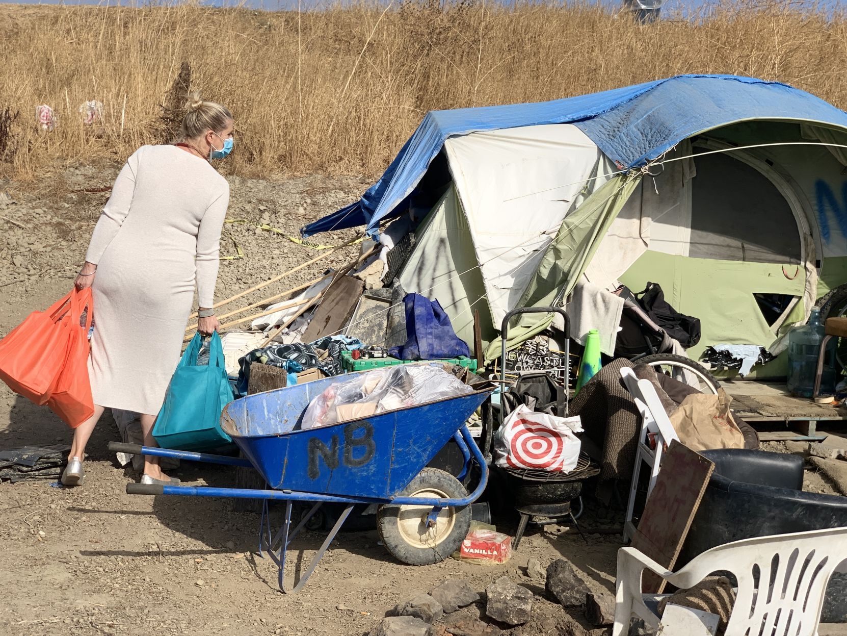 OLE Health distributes care bags to residents of the Bowl